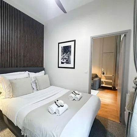 Appartamento Renovated Champs-elysees Retreat Parigi