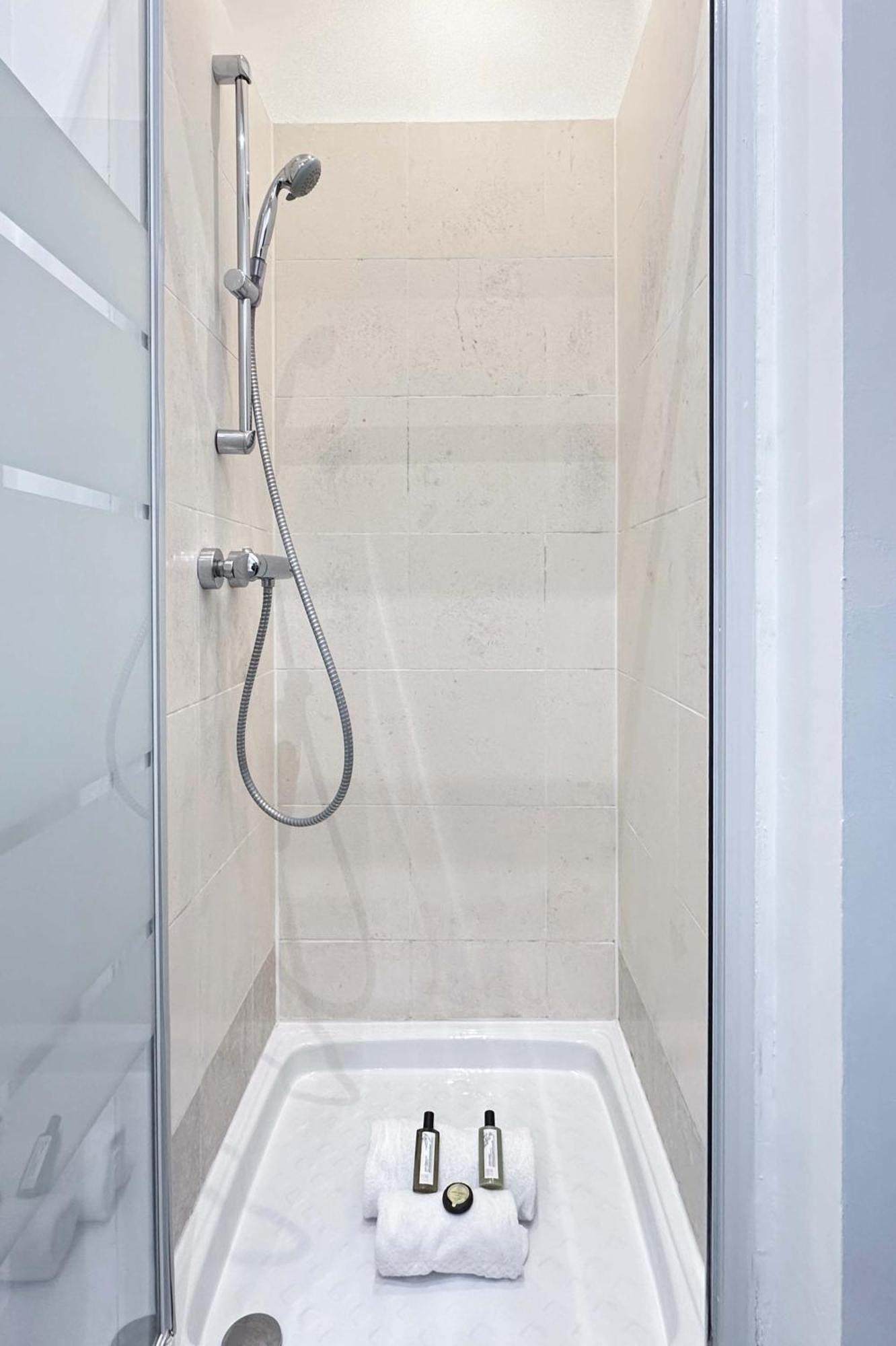 Renovated Champs-elysees Retreat Appartamento *