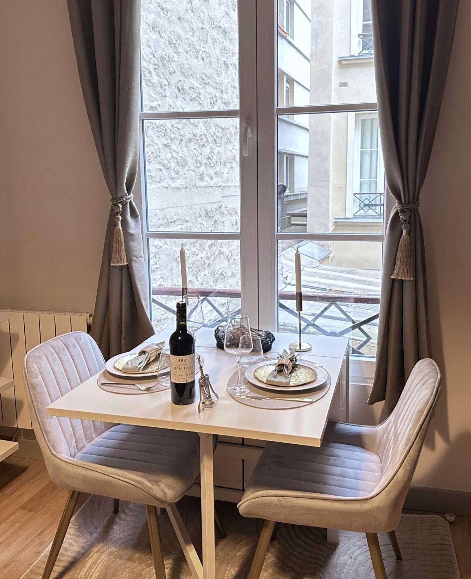Renovated Champs-elysees Retreat Appartamento Parigi